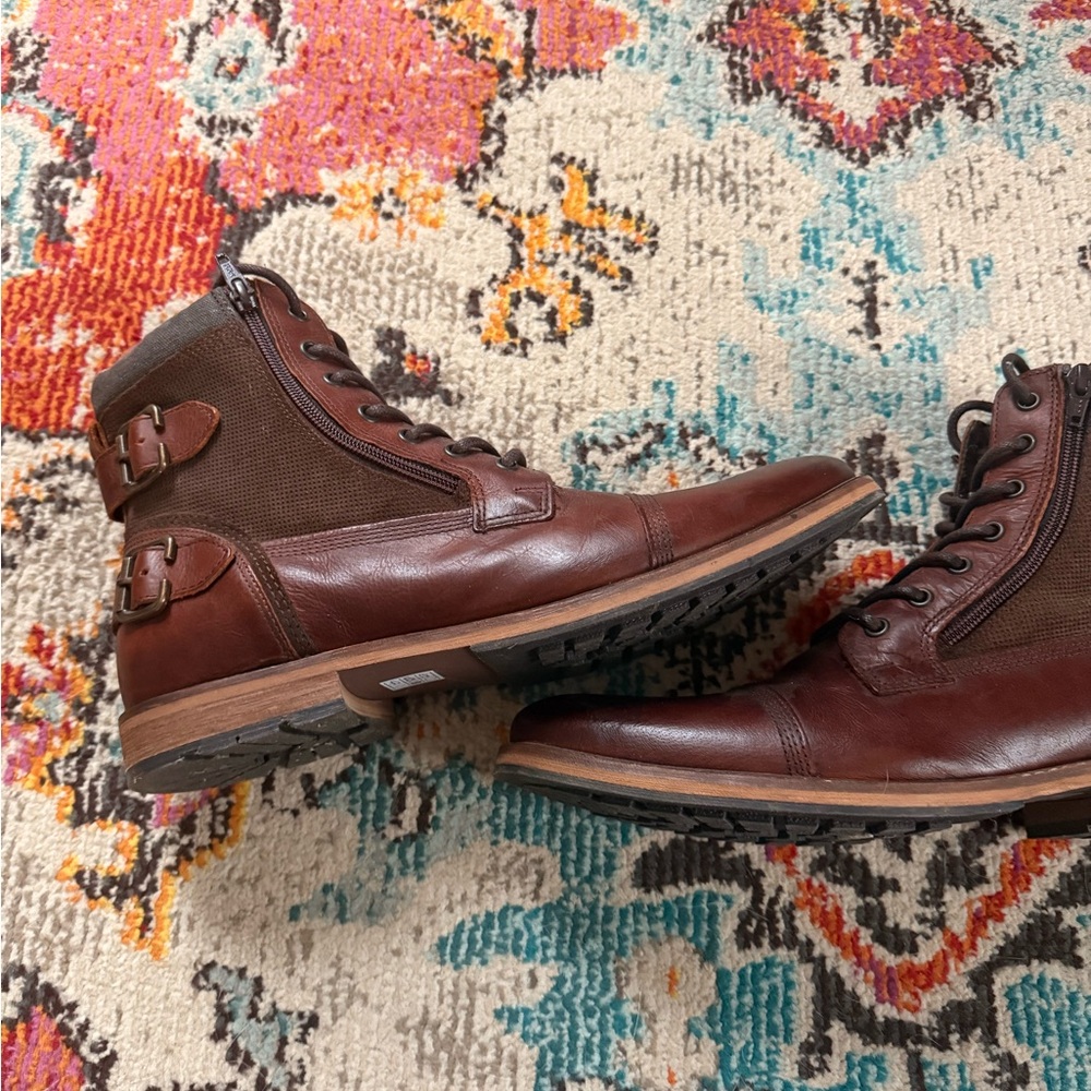 Men’s Crown Vintage Leather Lace Up Boots - Picture 5 of 8